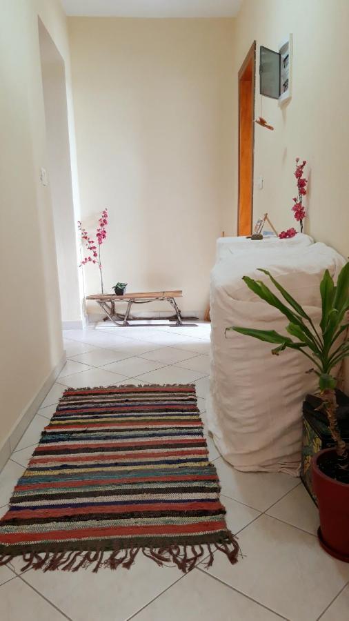 Sunny In Quiet Part Of Centre Apartment Sarande